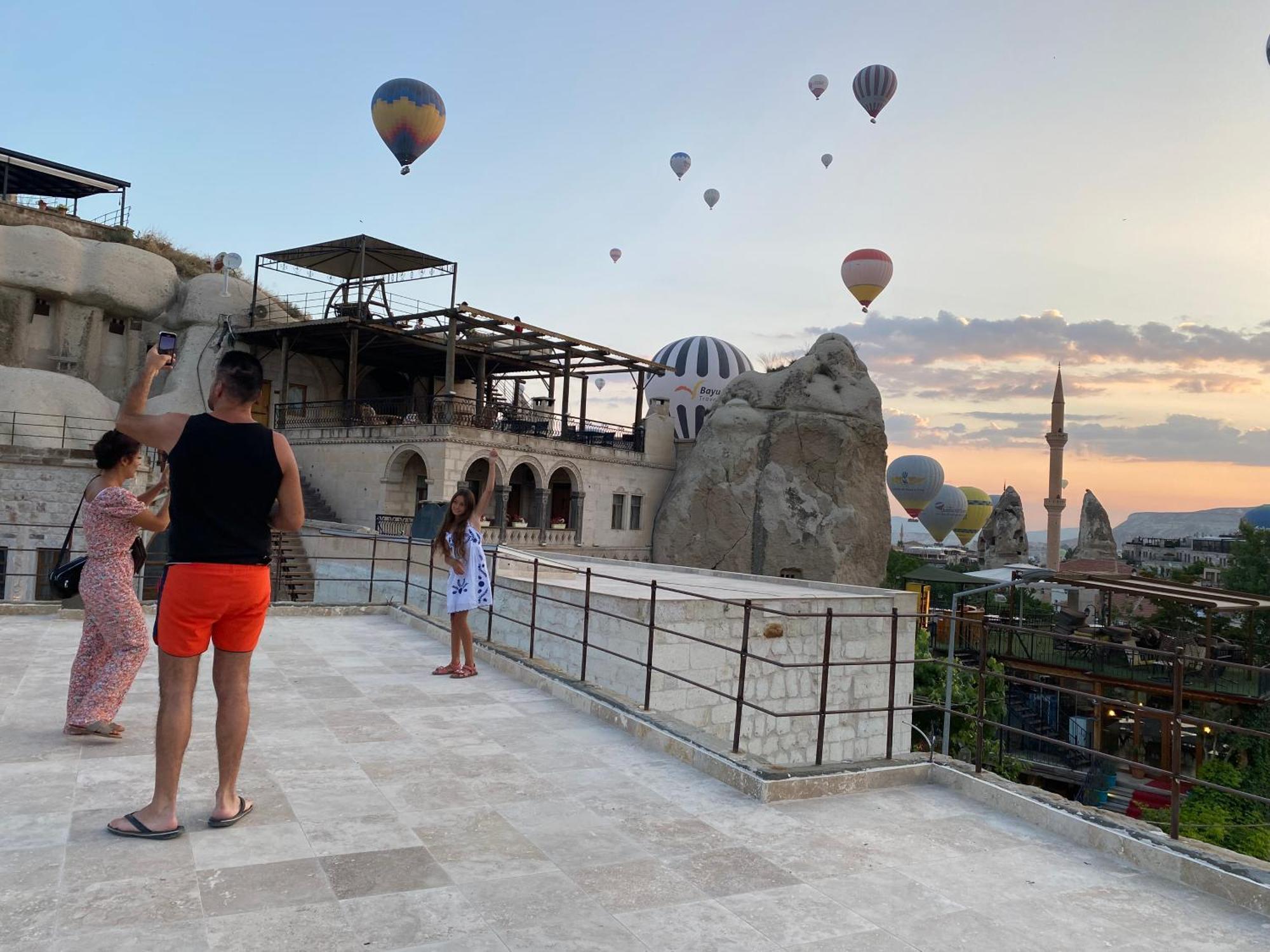 Goereme Escape Cave Suites ภายนอก รูปภาพ