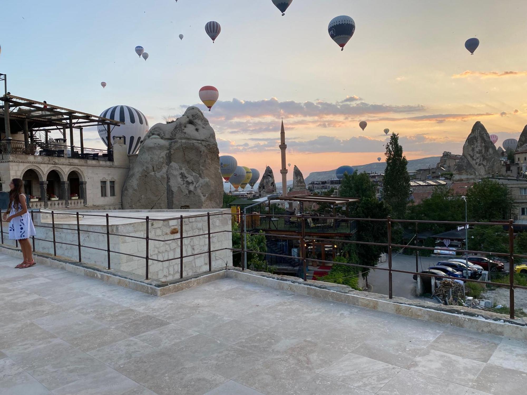 Goereme Escape Cave Suites ภายนอก รูปภาพ