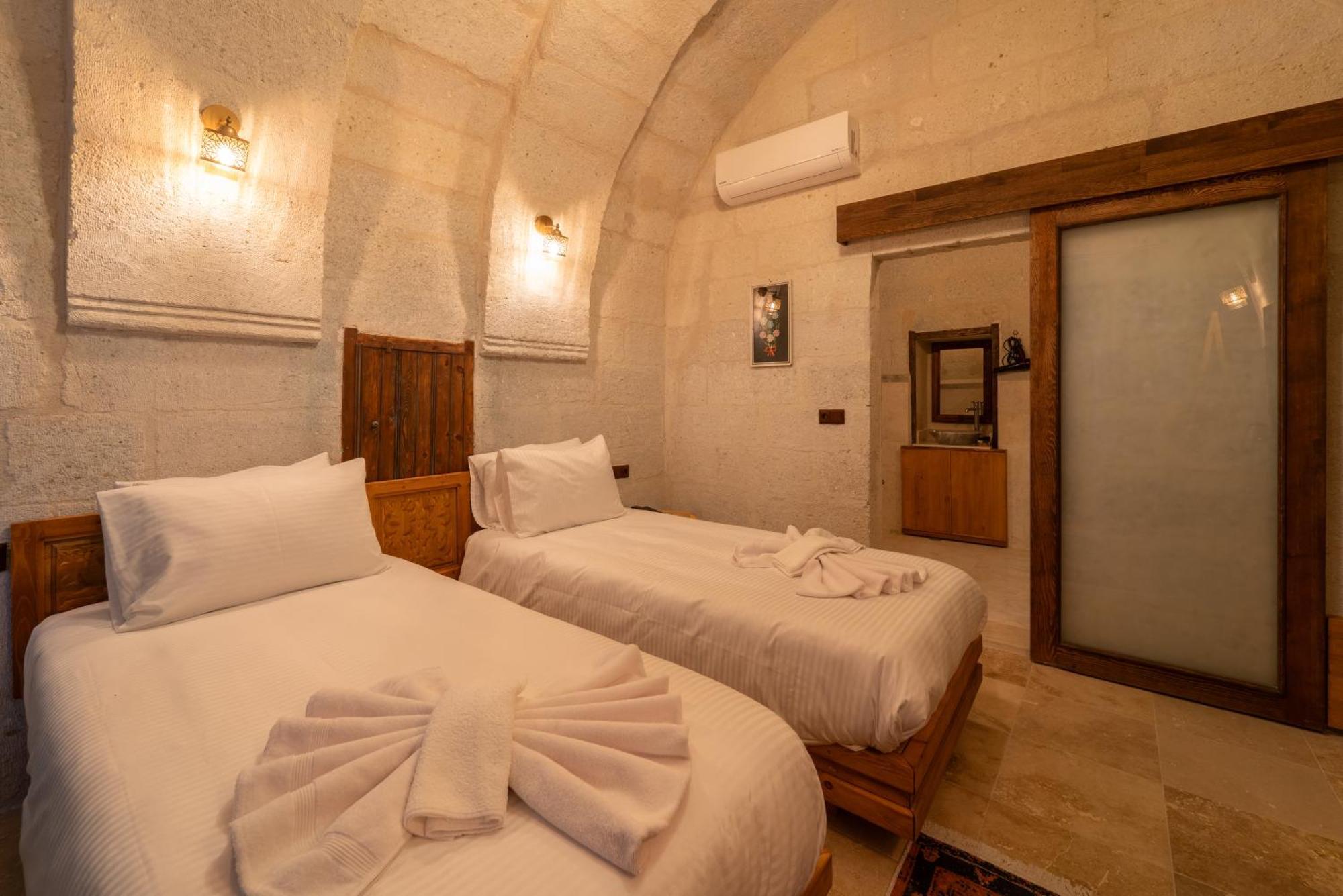 Goereme Escape Cave Suites ภายนอก รูปภาพ